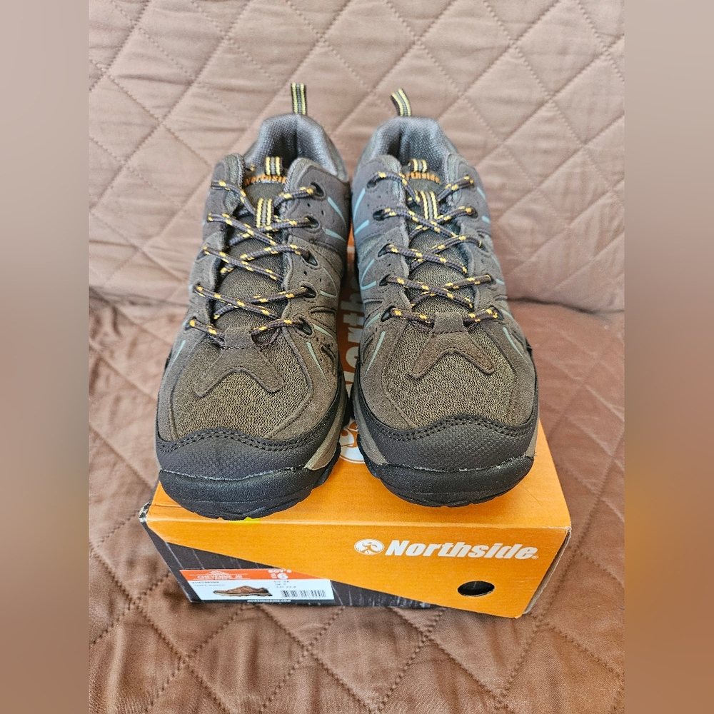 Northside Cheyenne Boy's Taupe/Mango Hiking Shoes (Size 6)